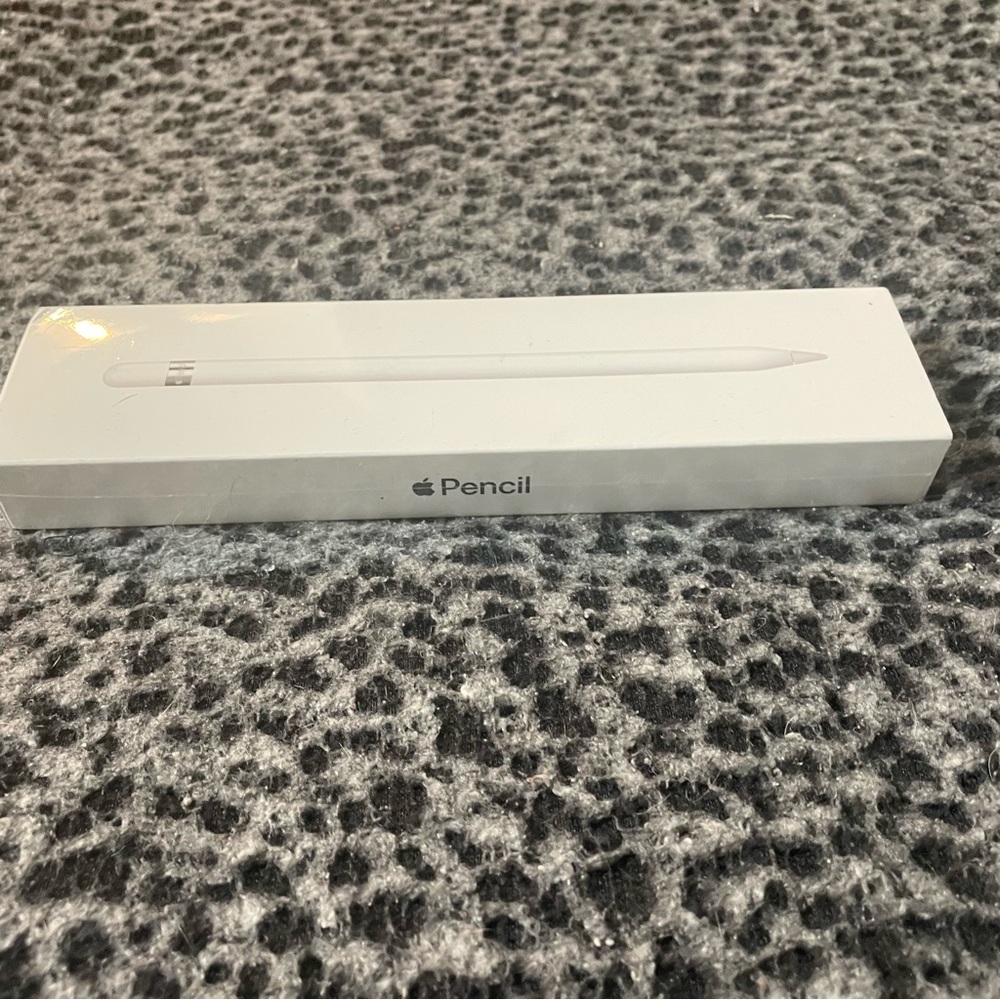 Brand New Sealed 1st generation Apple Pencil